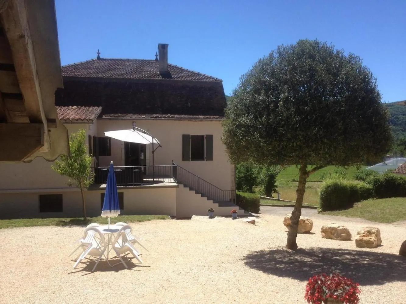 Дом отдыха Gite Le Roucayral , Vue Imprenable Sur St Cirq Lapopie, Deux Chambres Climatisees Тур-де-Фор